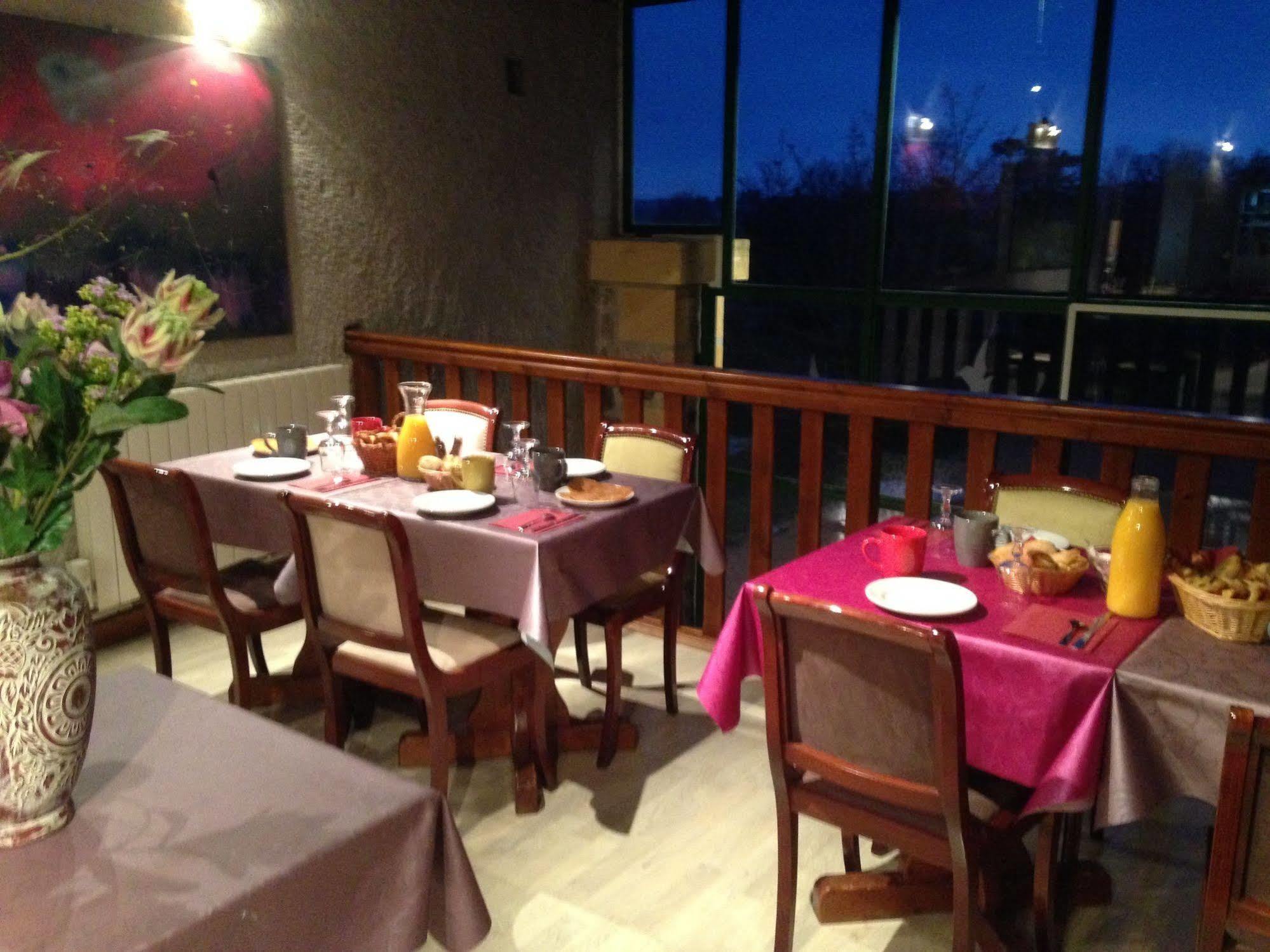 רואן Hotel Du Golf מראה חיצוני תמונה